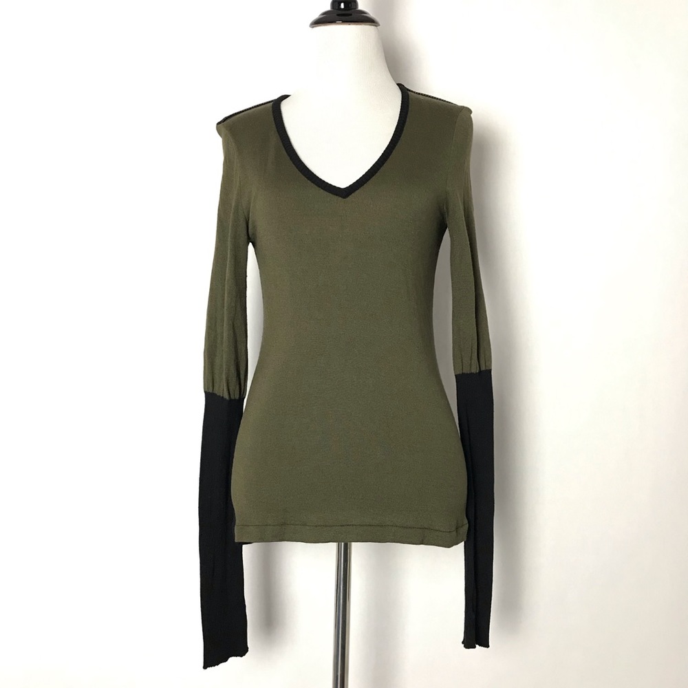 🎁 AMS PURE Green Size Small Women’s V neck Long sleeve Shirt